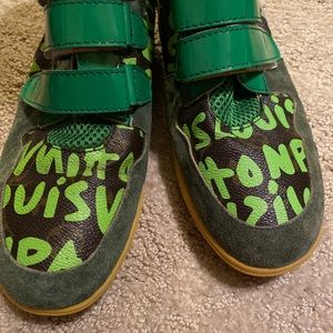 Louis Vuitton Men’s High Top sneakers